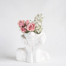 Load image into Gallery viewer, Feminine Ceramic Vase
